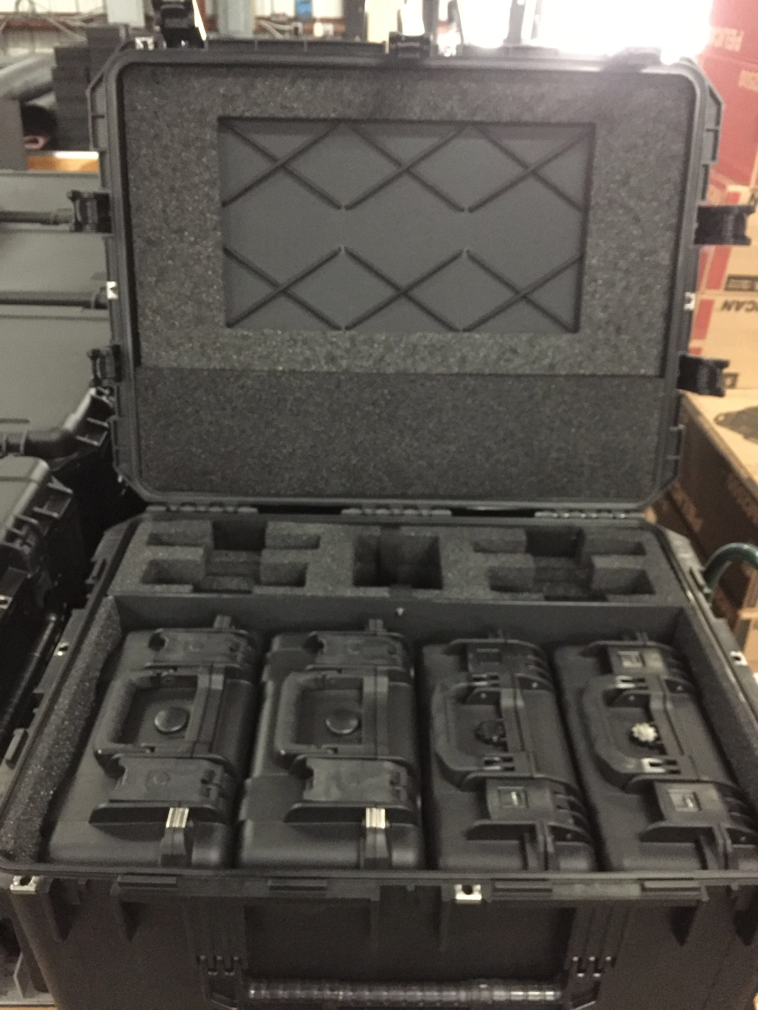 Custom shipping case application photo