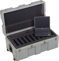 Shipping Case for (10) Laptops 