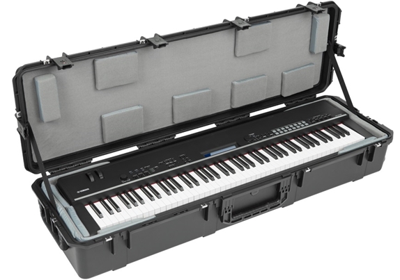 SKB 3i-6018-TKBD iseries 88-note keyboard case from Cases2Go - Open